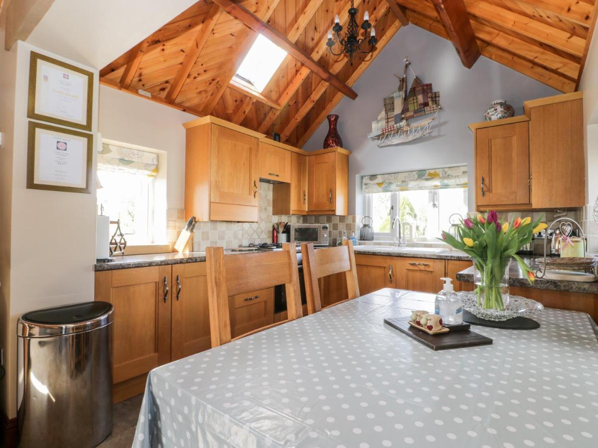 Stoupe Brow Stable Cottage מראה חיצוני תמונה